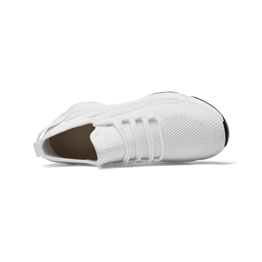 Sneakers I Mesh Som Andas Och Ger Okad Höjd