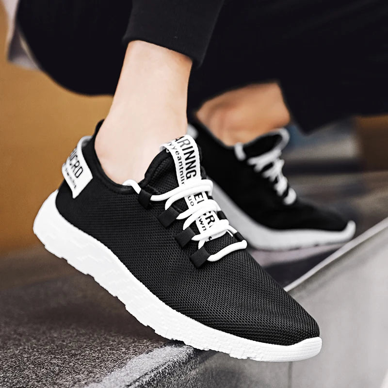 Maddox Sneakers