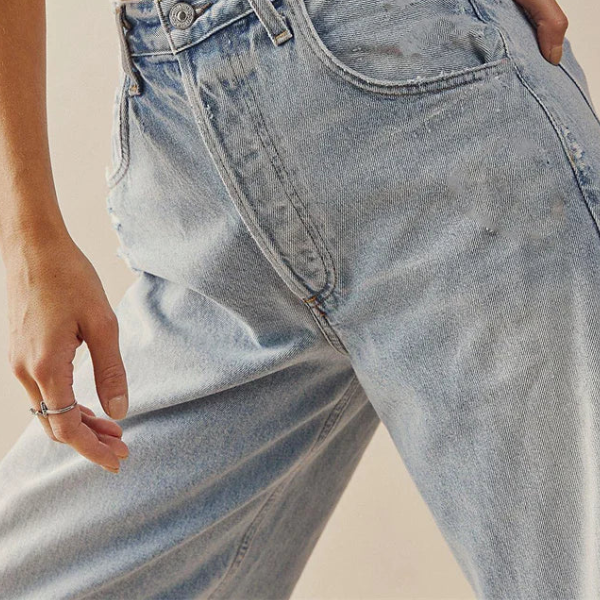 Hanna™ - UTSVÄNGDA JEANS MED HÖG MIDJA