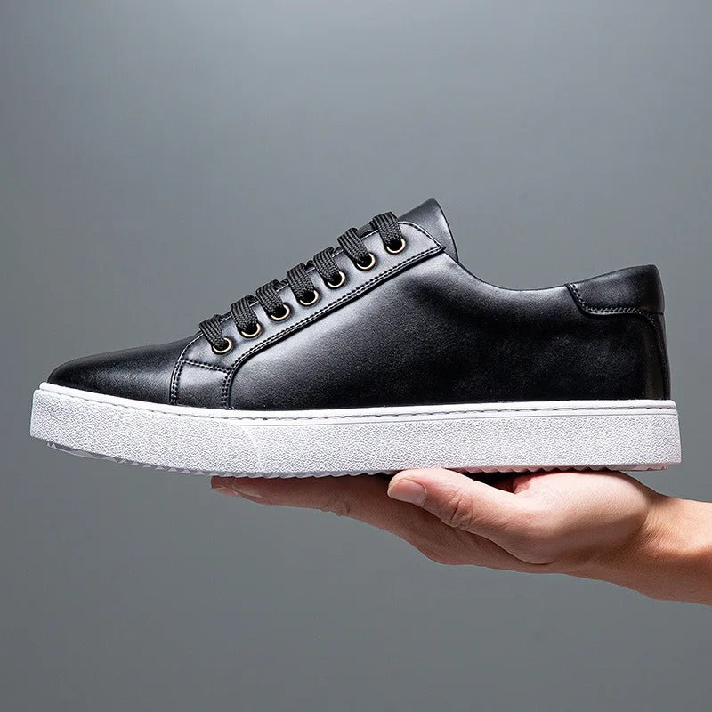 Ledig Sneaker I Akta Läder