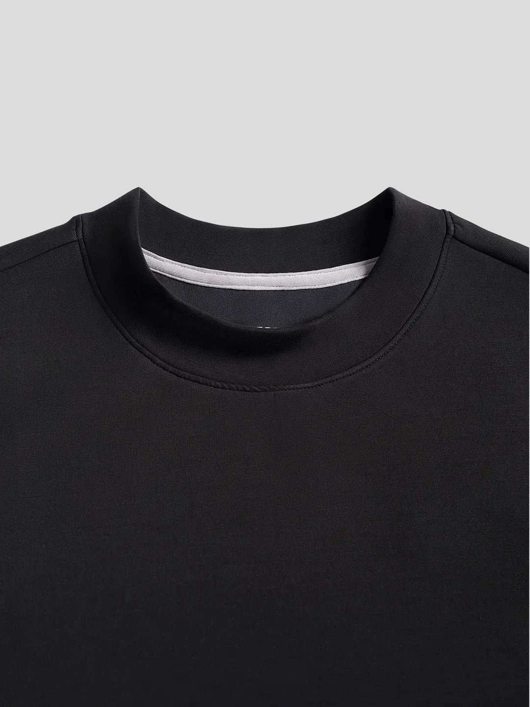 Figurnära Pullover