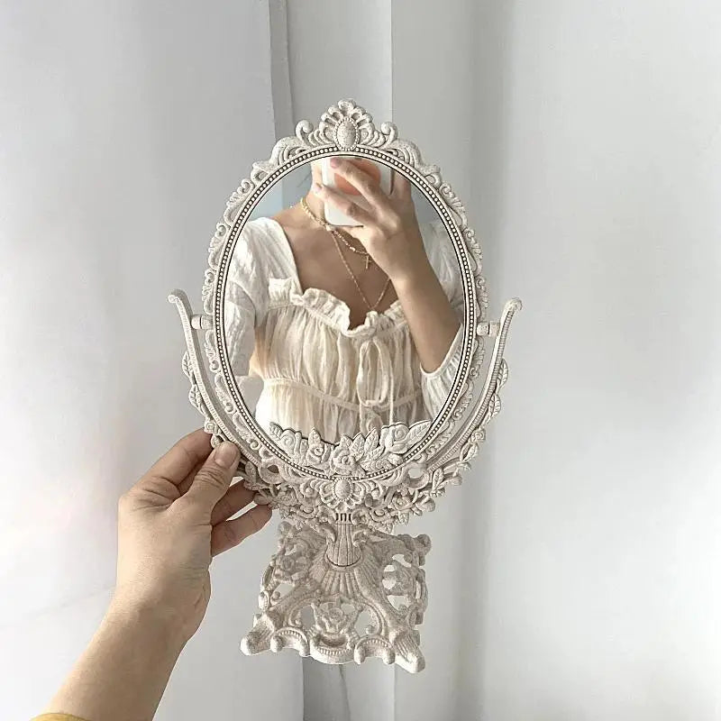 Timeless Reflections™ - Vintage Tvättställsspegel